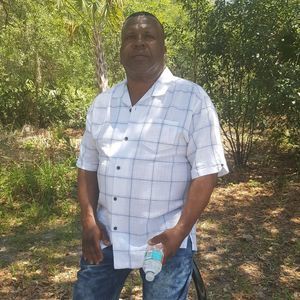 Meet your Posher, Cliff